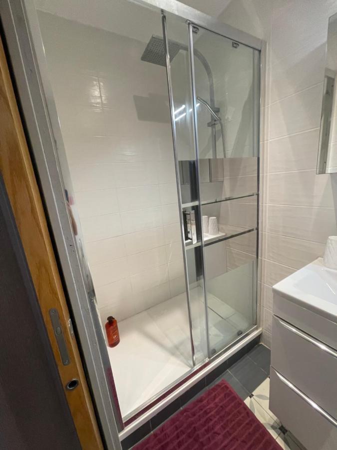 La Montagnette L Oursson Chambre Maison En Travaux De 10H A 17H Moutiers  Eksteriør bilde